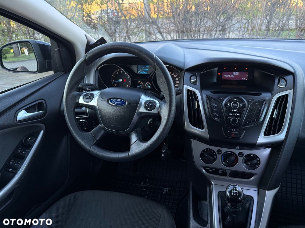 Ford Focus 1.6 TI-VCT Champions Edition - 5