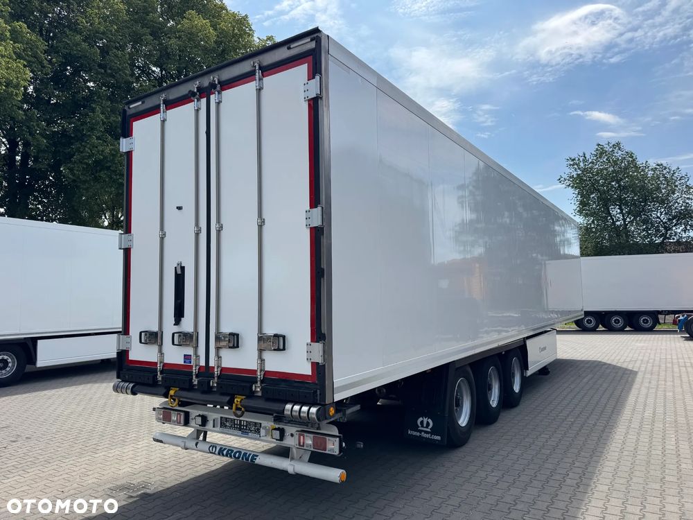 Krone Hakowa, Thermo King SLXi 400 - 9