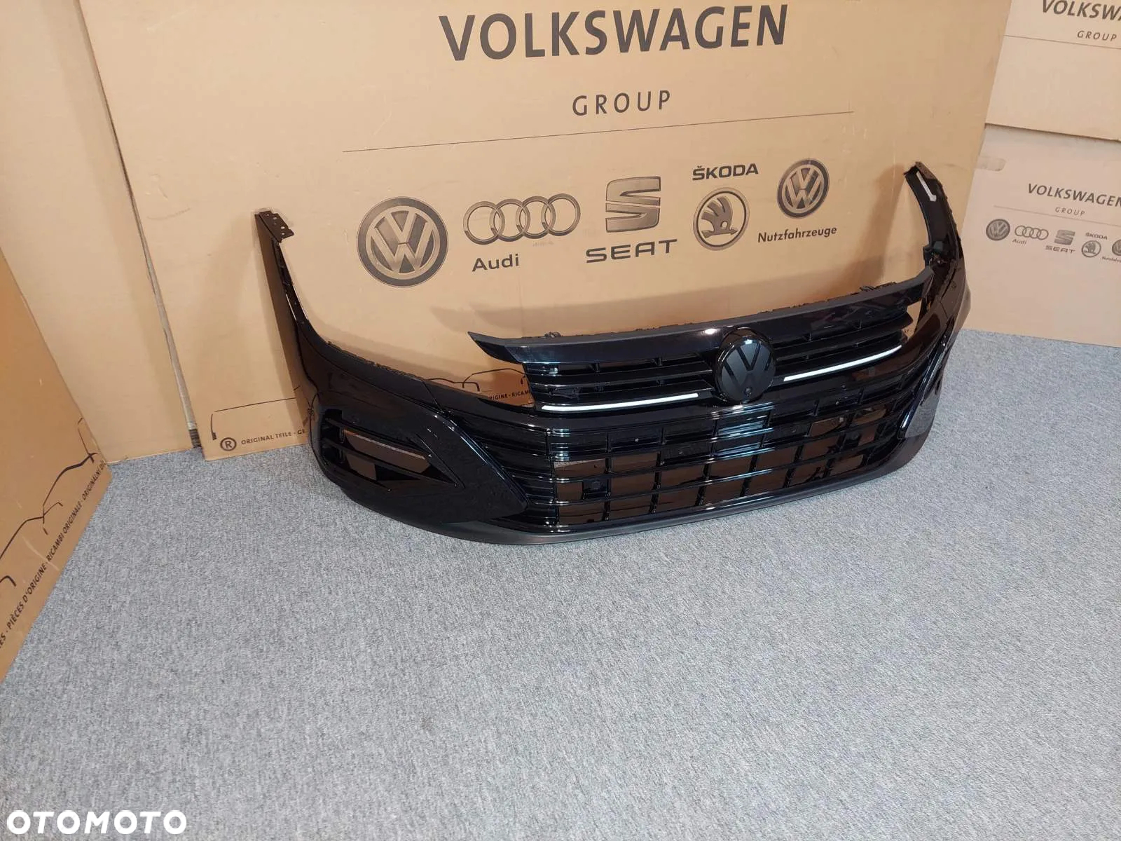 VW ARTEON R Model Lift 2021-2024 Kompletny przod Maska Zderzak Pas Lampy Blotniki - 11