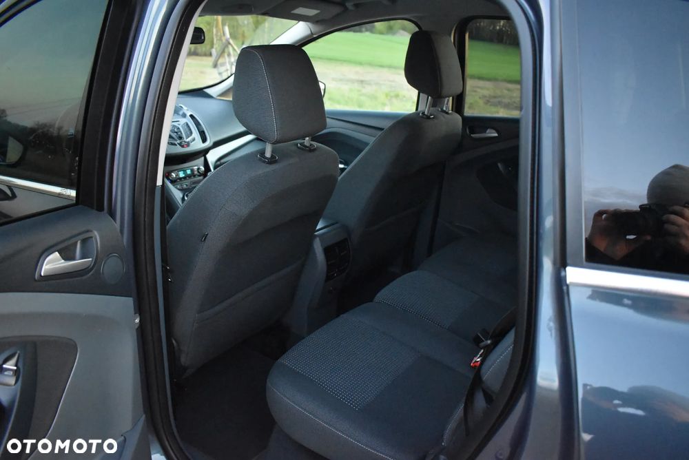 Ford C-MAX 1.6 Ti-VCT Champions Edition - 25