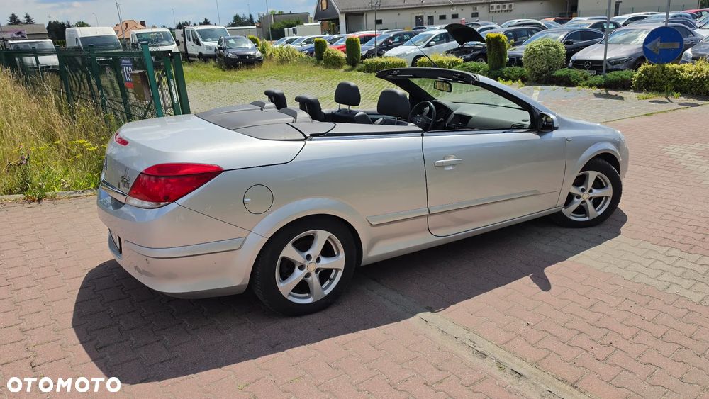 Opel Astra 1.8 Edition - 15