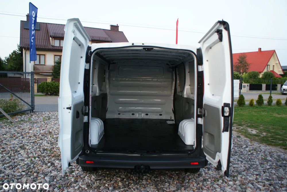 Renault Trafic - 10
