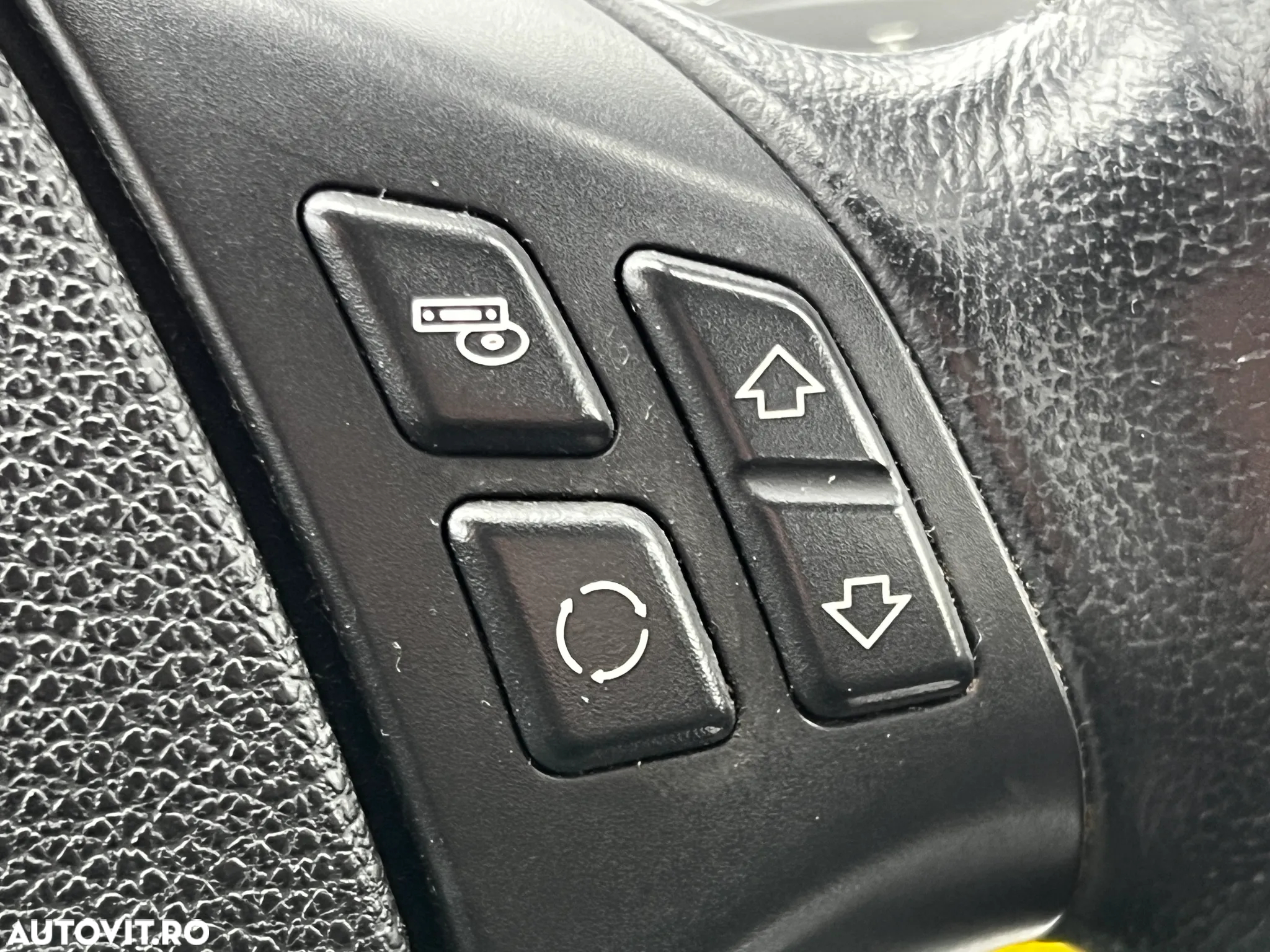 BMW Seria 3 316d - 16