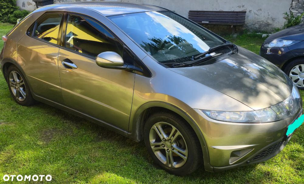Honda Civic 1.8 Comfort - 2