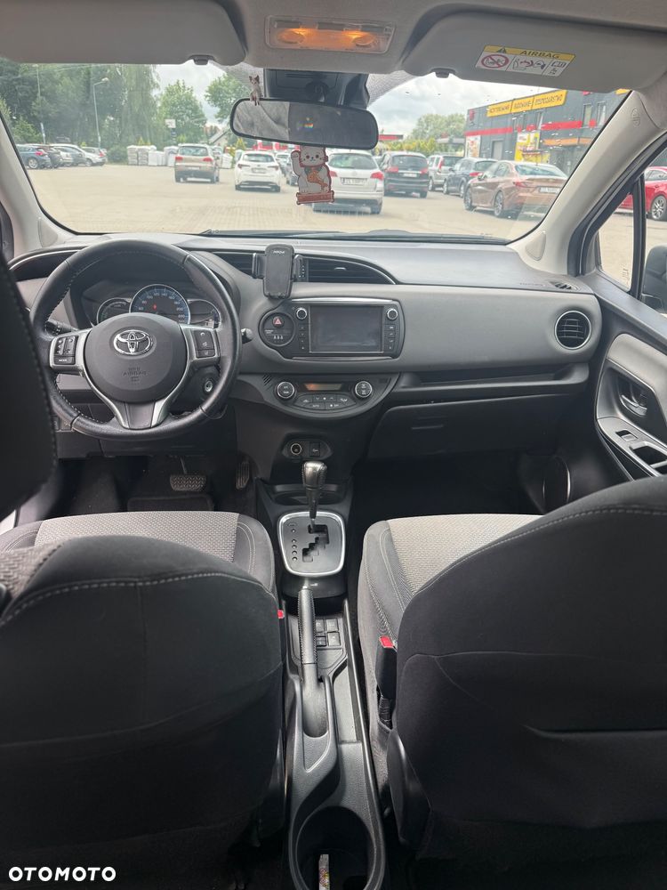 Toyota Yaris - 22