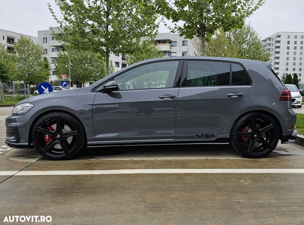 Volkswagen Golf GTI TCR 2.0 TSI OPF DSG - 2