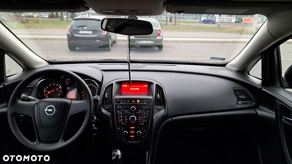Opel Astra 1.4 T Active - 10