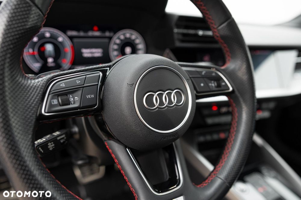 Audi A3 Sportback 40 TDI quattro S tronic S line - 24