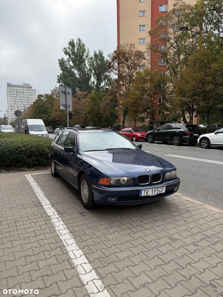 BMW Seria 5 - 40