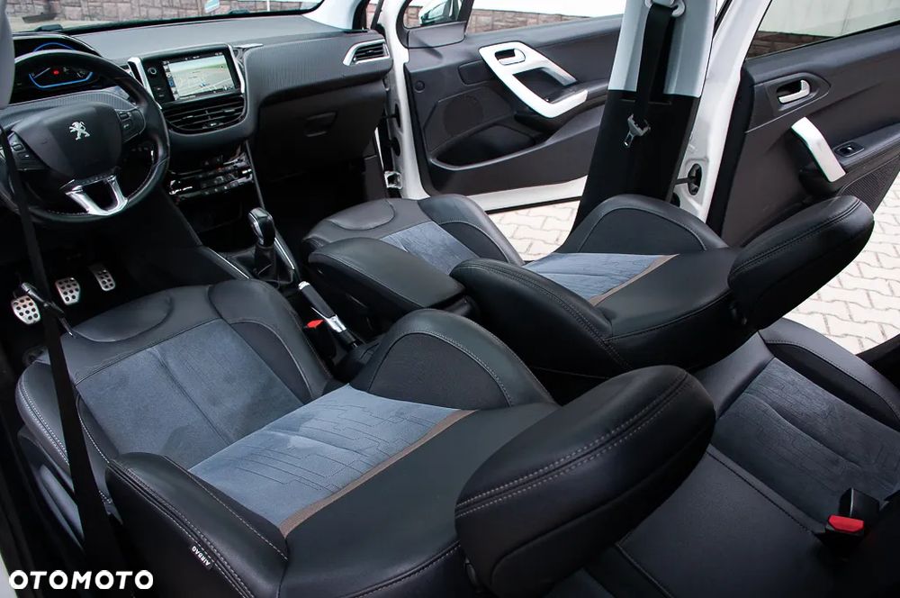 Peugeot 208 PureTech 110 Stop & Start Tech Edition - 27