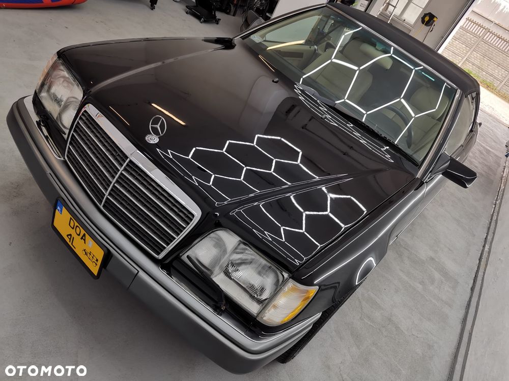 Mercedes-Benz Klasa E 320 - 13