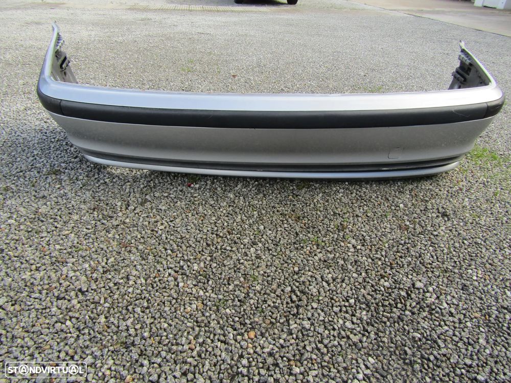 Para-choques traseiro BMW E46/4 ano 1999, CARRO (ver detalhes) - 1