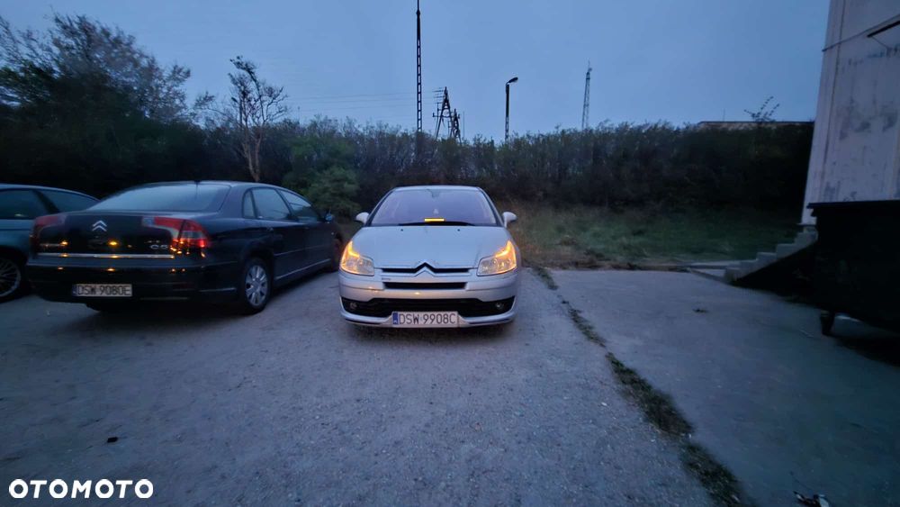 Citroën C4 1.6 16V VTR Pack - 1