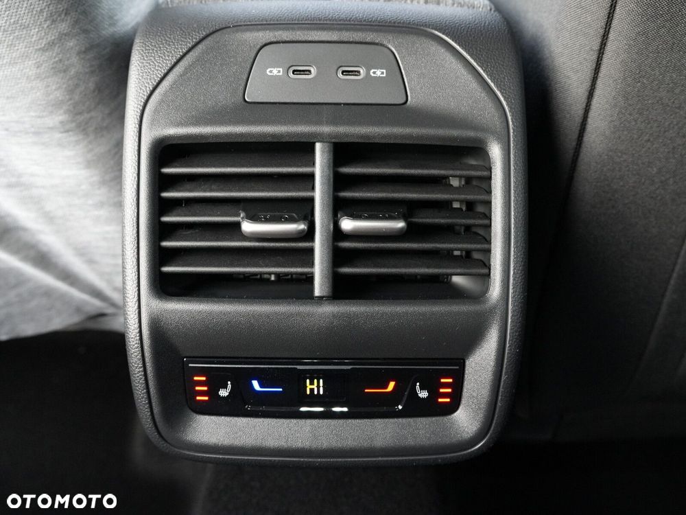 Skoda Superb 2.0 TSI Selection DSG - 40