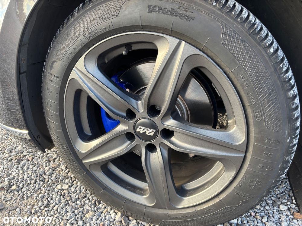 Volkswagen Passat - 27