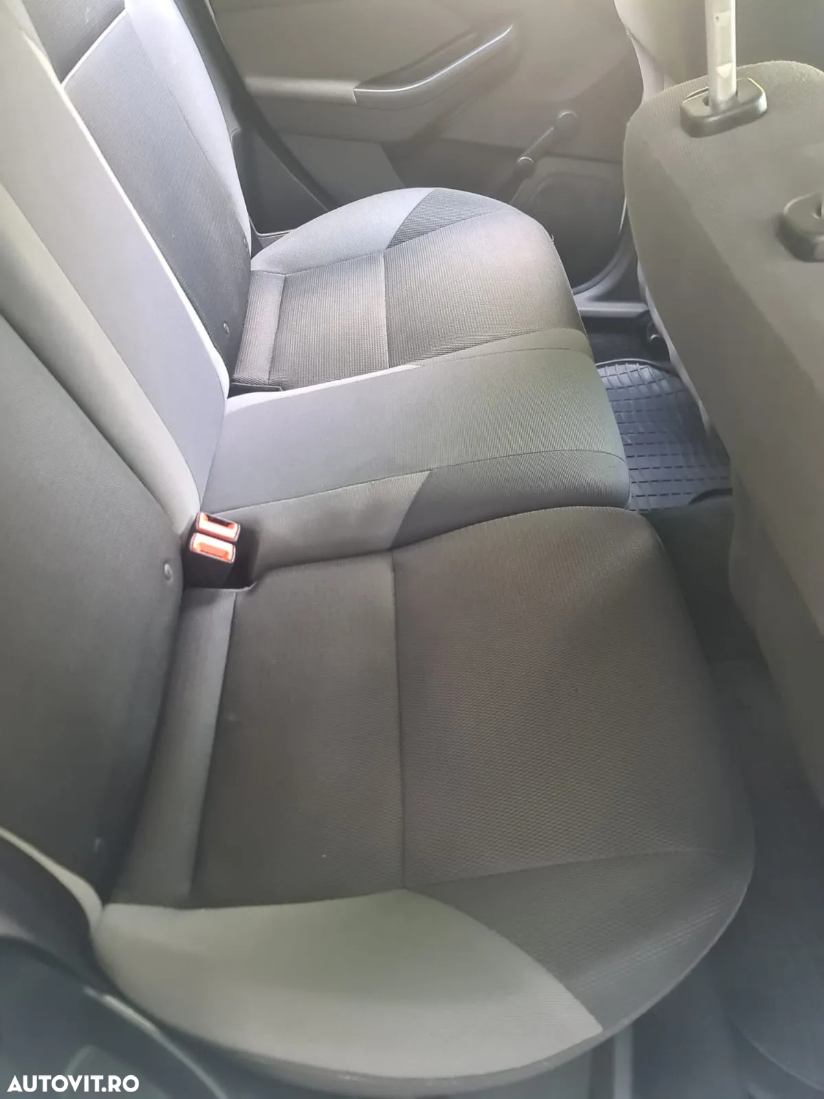 Ford Focus - 10