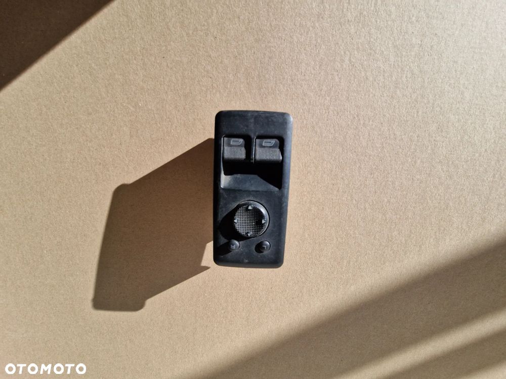 PRZEŁĄCZNIK SZYB VW T4 7D0959539 7D0959555 - 1