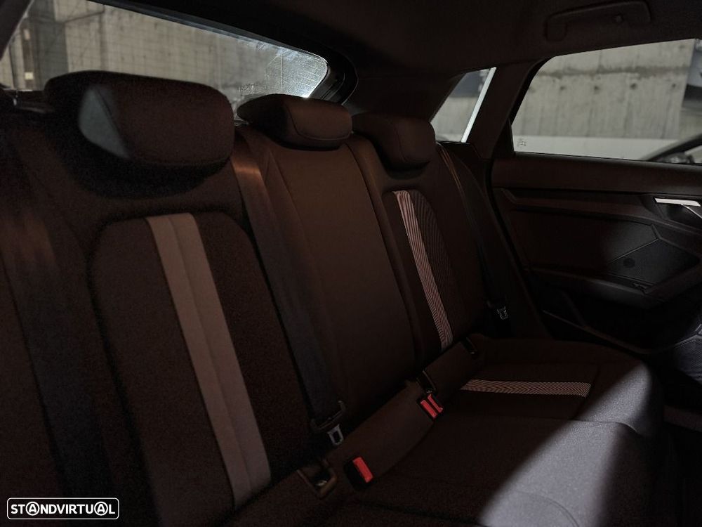 Audi A3 Sportback 30 TDI S line S tronic - 8