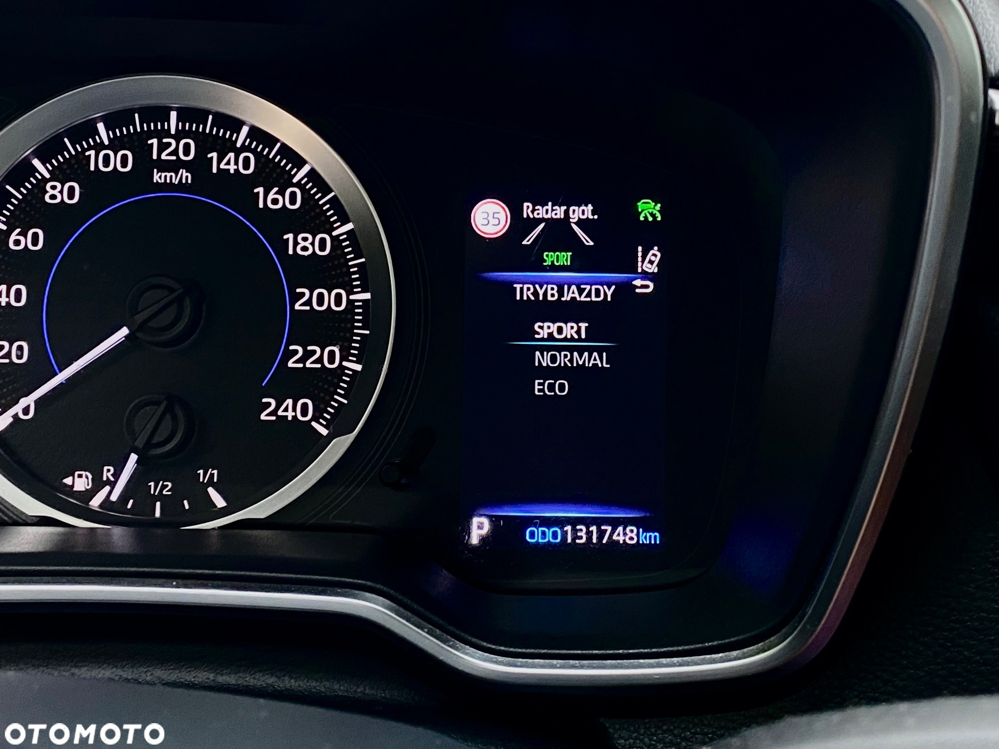 Toyota Corolla 1.8 Hybrid Comfort - 30