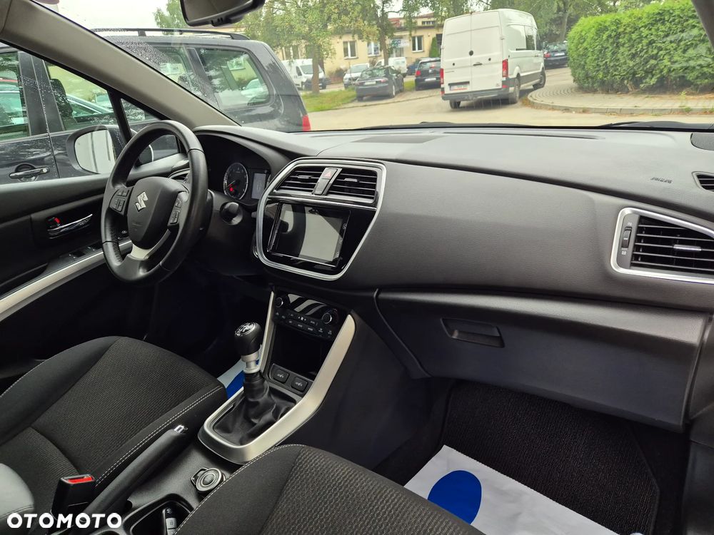 Suzuki SX4 S-Cross 1.4 SHVS Elegance 4WD - 11