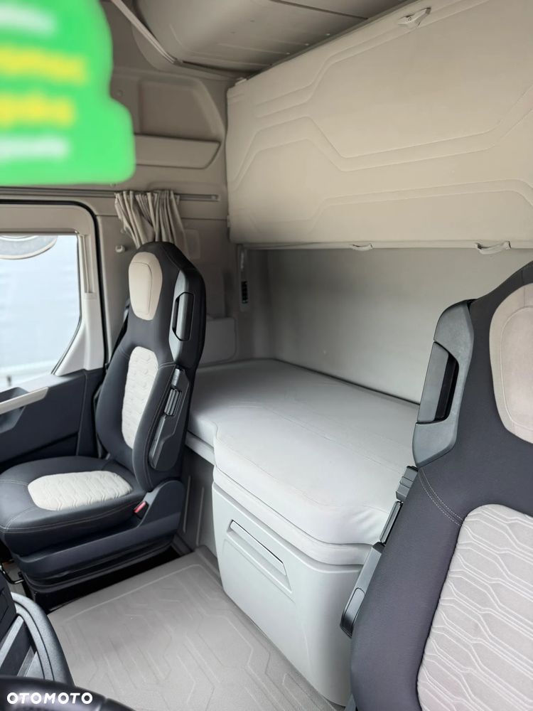 Ford F-MAX 500 - 13