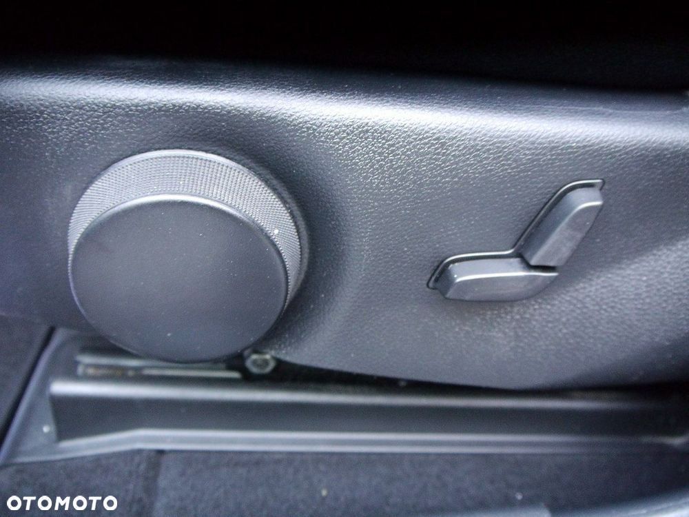 Mercedes-Benz GLK 220 CDI 4Matic (BlueEFFICIENCY) 7G-TRONIC - 21