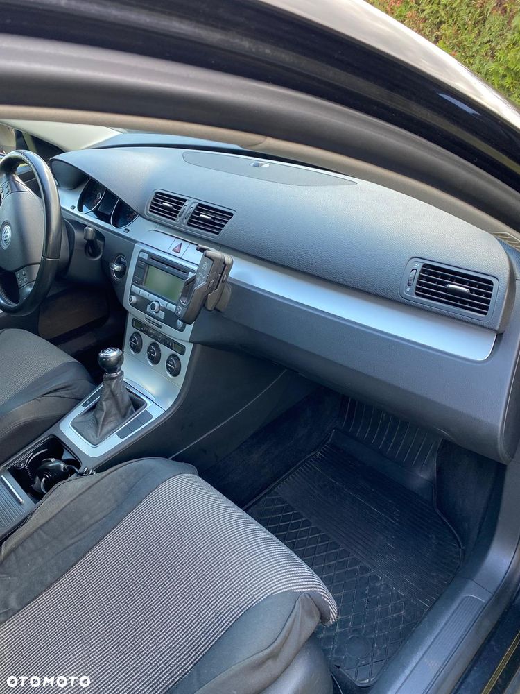 Volkswagen Passat 2.0 TDI DPF 4Motion Sportline - 7