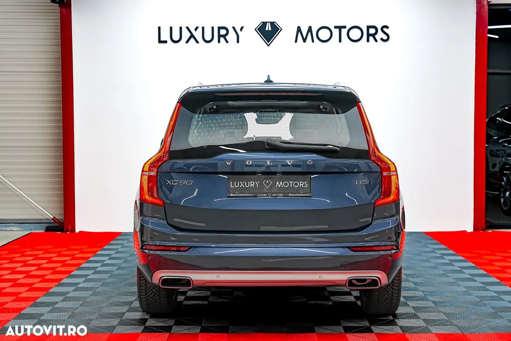 Volvo XC 90 B5 D AWD Geartronic Momentum Pro - 9