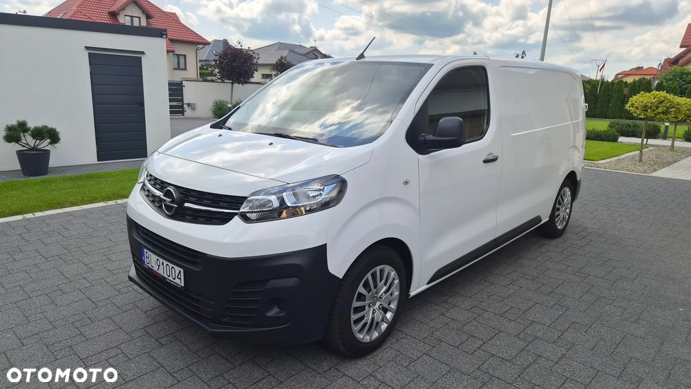 Opel Vivaro - 1