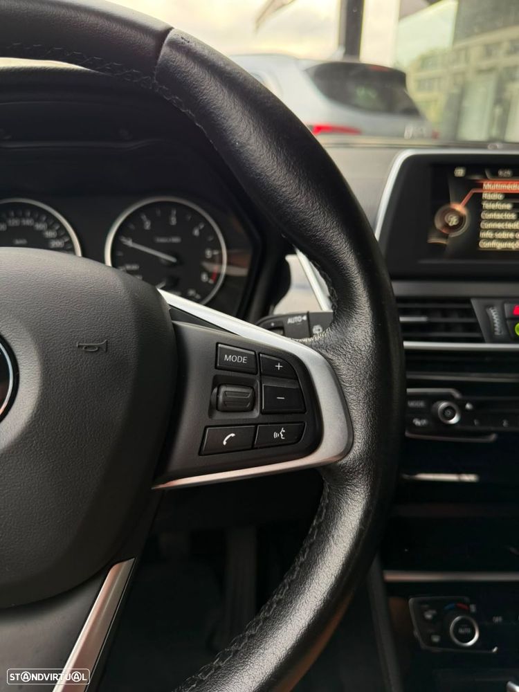 BMW 216 Active Tourer d Line Sport - 26
