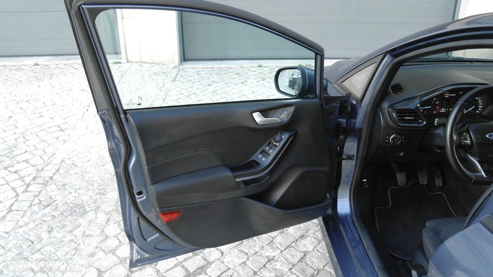 Ford Fiesta 1.0 EcoBoost ST-Line - 30