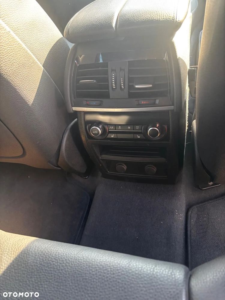BMW X5 M M50d - 8