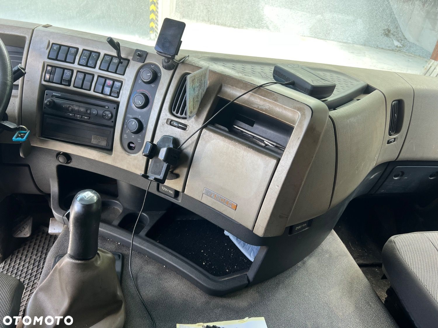 Renault Premium Dxi L R 450.26 T 6X4 - 25