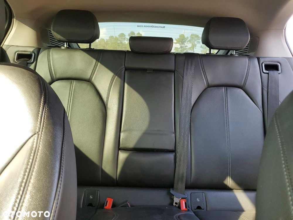 Alfa Romeo Stelvio 2.0 Turbo 16V AT8-Q4 Ti - 10