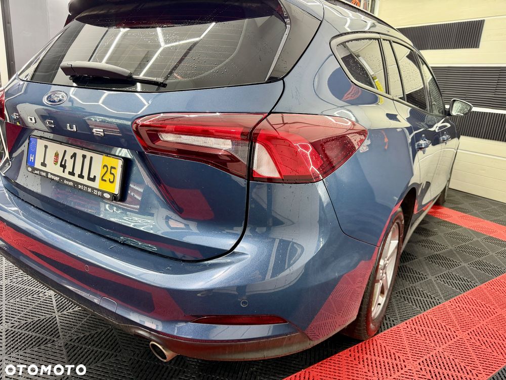 Ford Focus 1.5 EcoBlue STart-Stopp-System TITANIUM - 10
