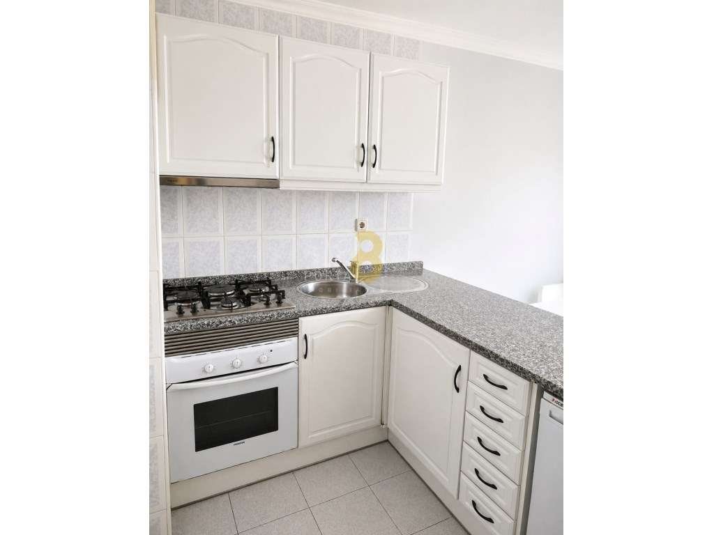 Apartamento T1 para Arrendamento - Rotunda da Areosa - Grande imagem: 2/20