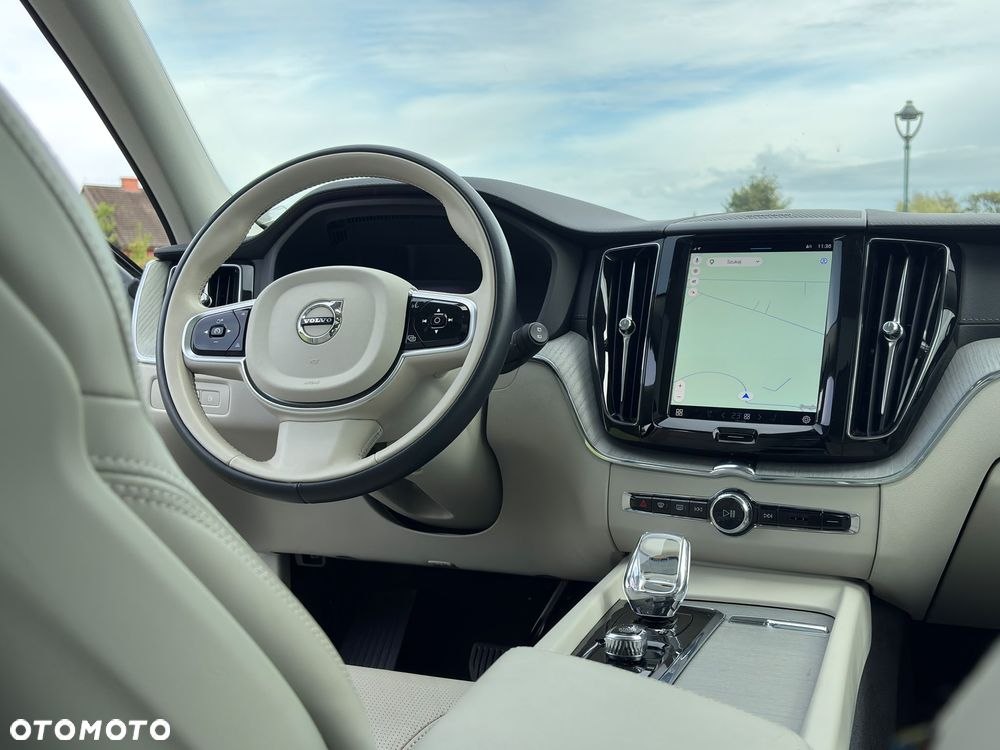 Volvo XC 60 - 21