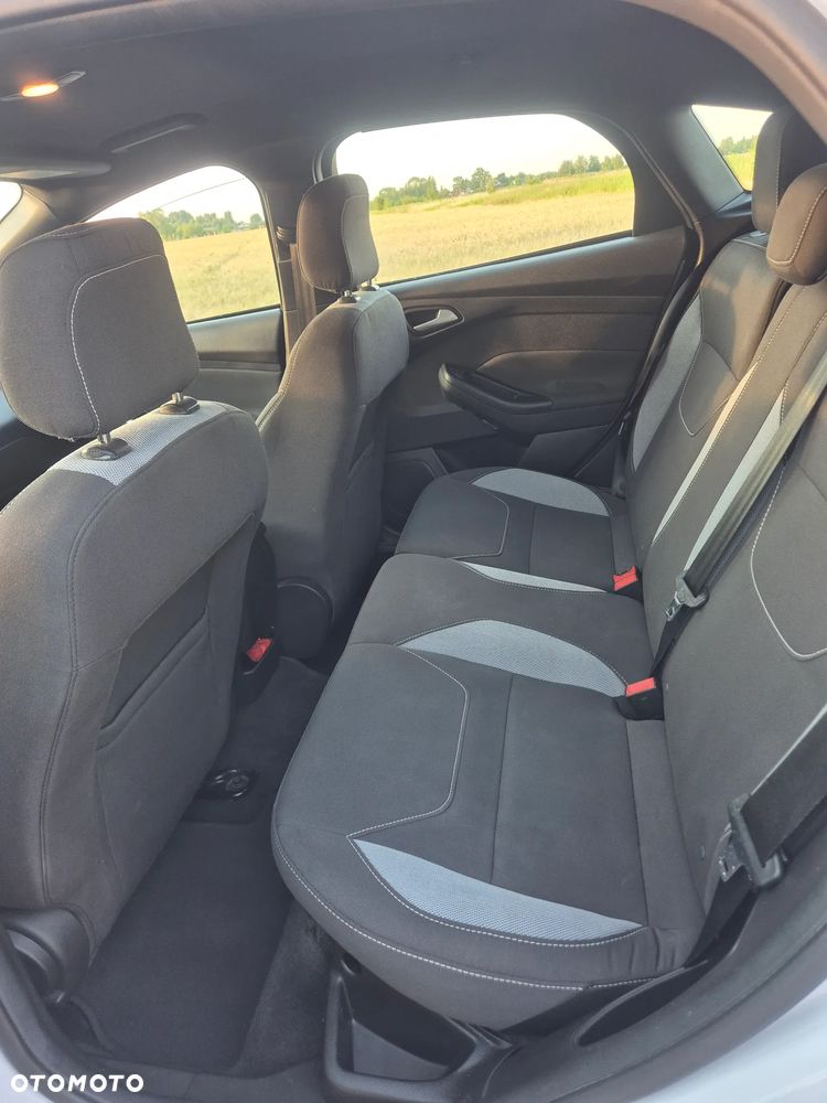 Ford Focus 2.0 EcoBoost ST - 18