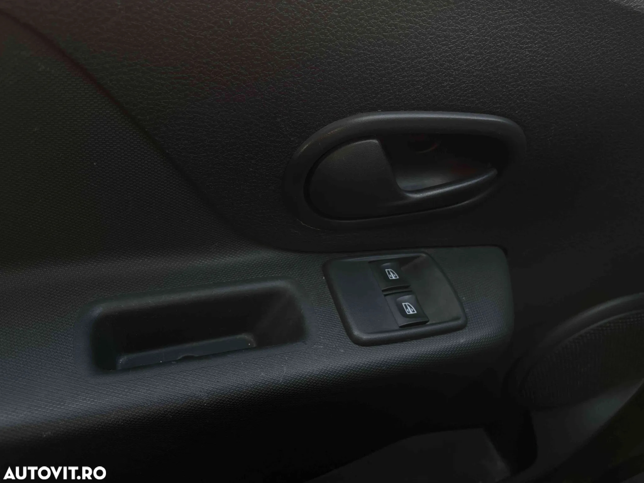Dacia Logan - 10