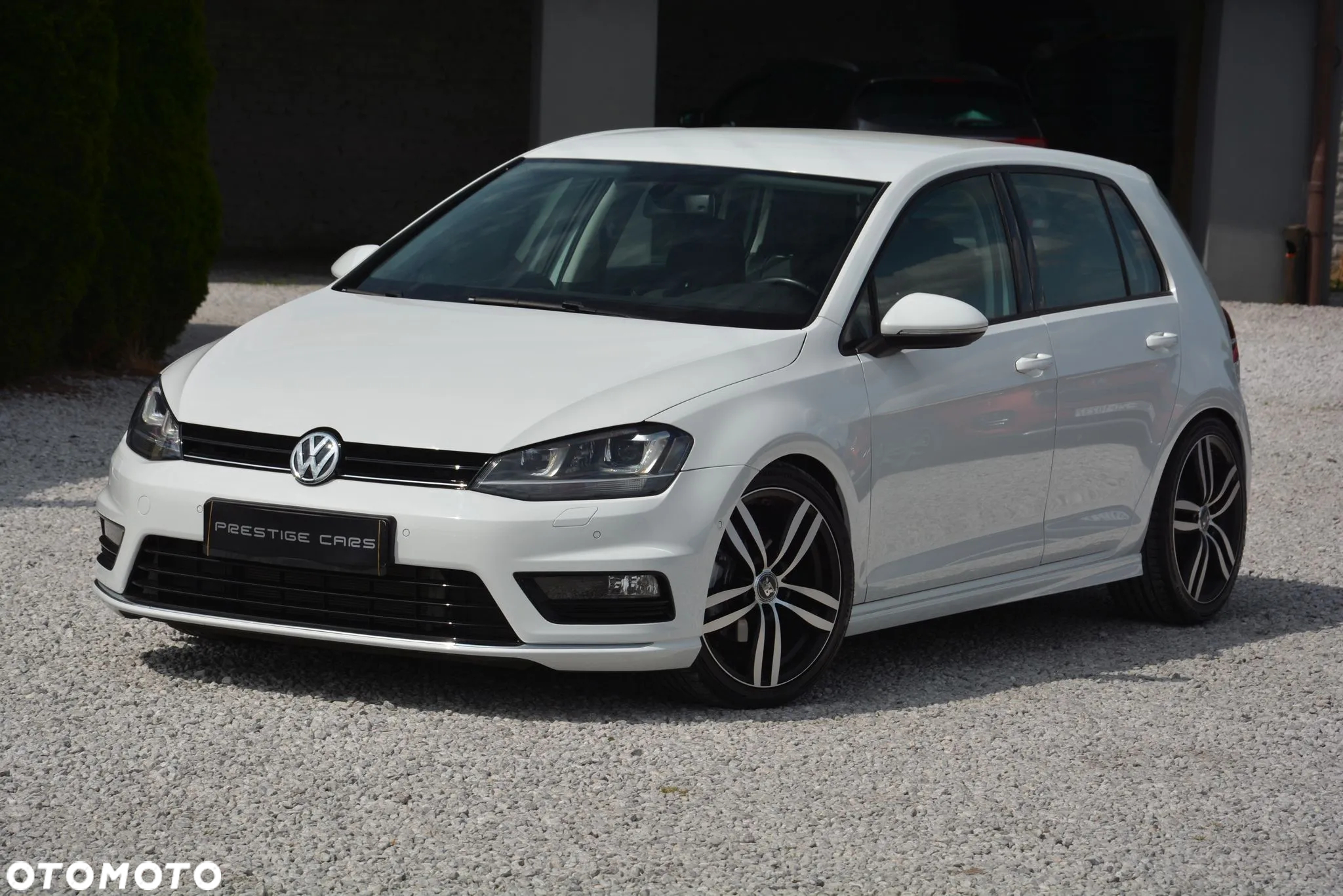 Volkswagen Golf - 5