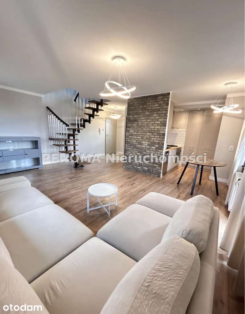 ** Nowe Miasto * Dwupoziomowe * Cegła *