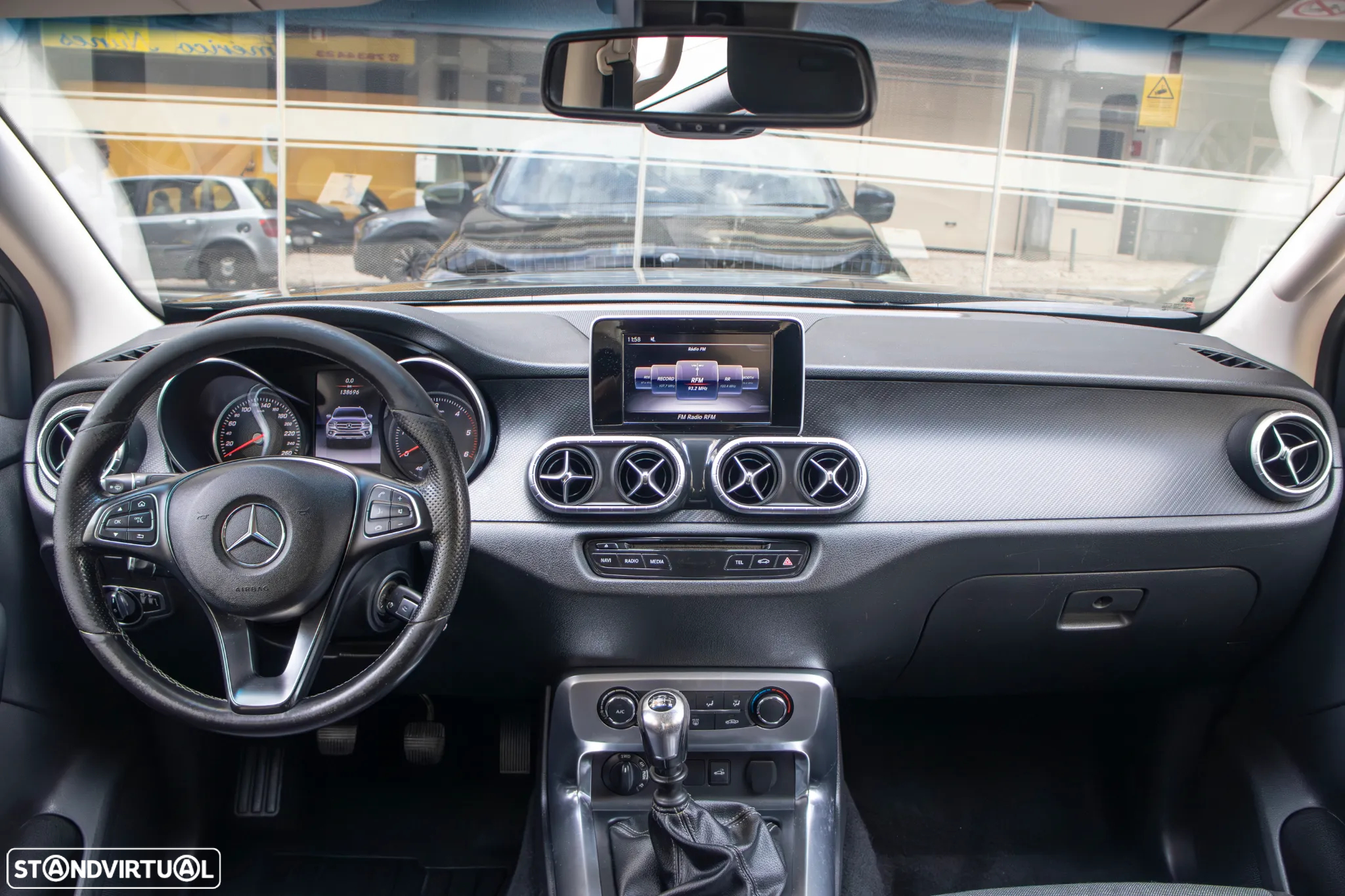 Mercedes-Benz X 250 d Pure 4-Matic - 6