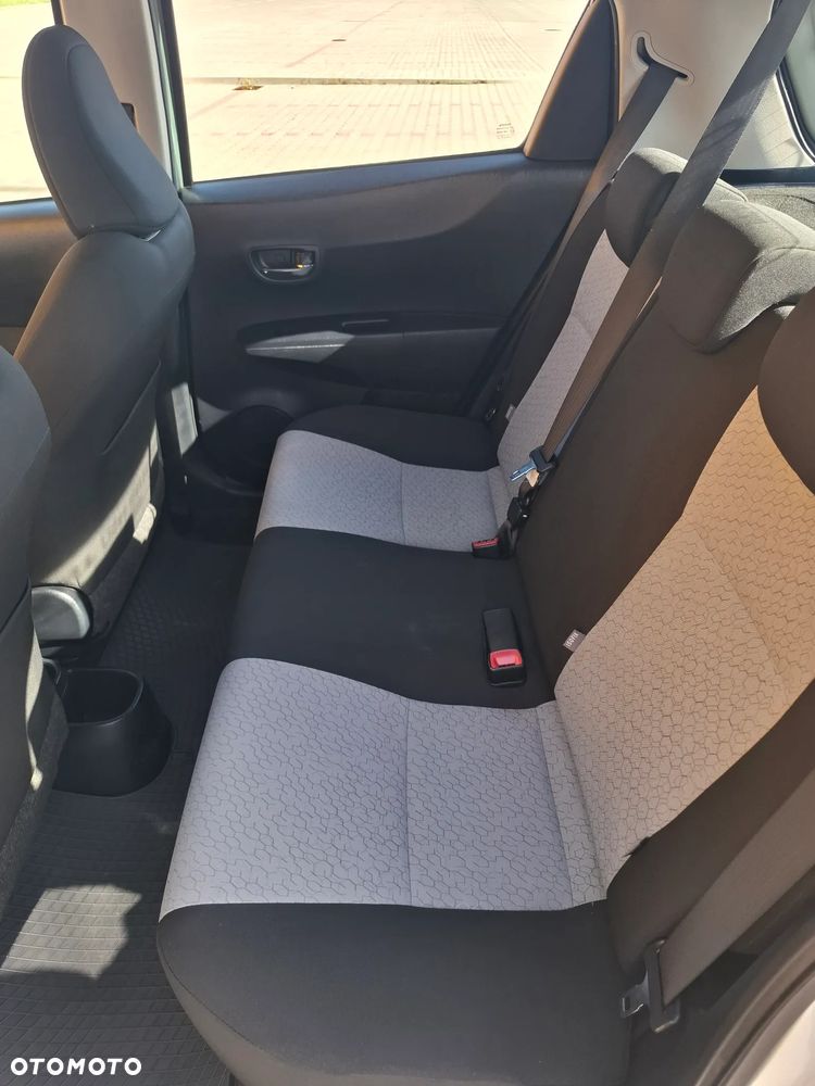 Toyota Yaris 1.33 Prestige - 26