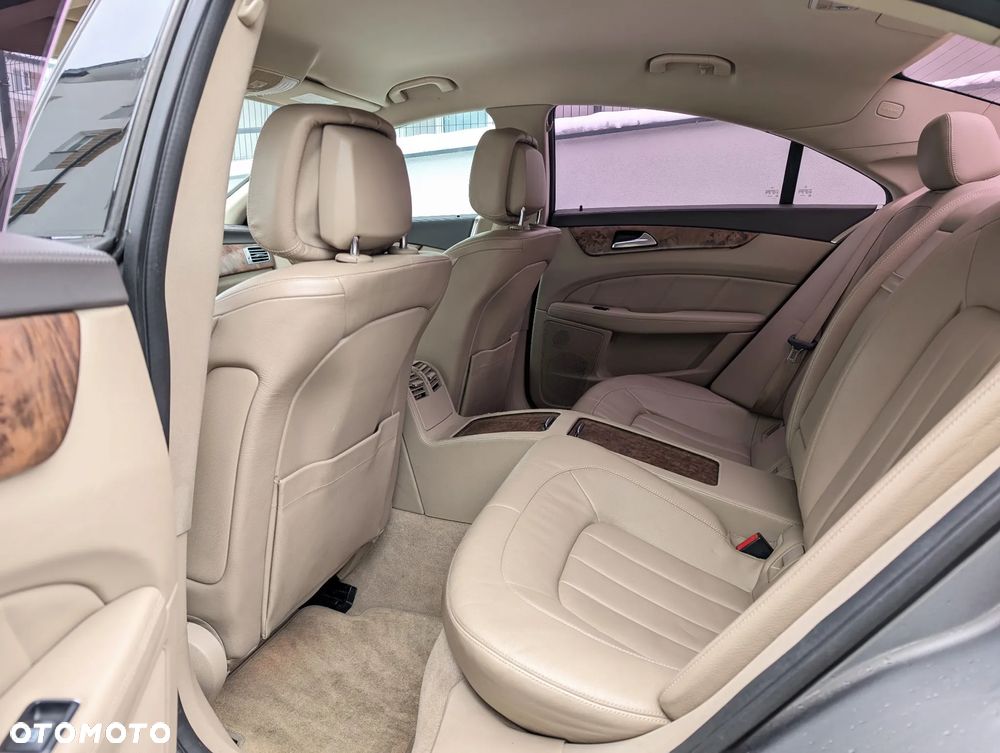 Mercedes-Benz CLS 350 CDI 4-Matic BlueEff - 16