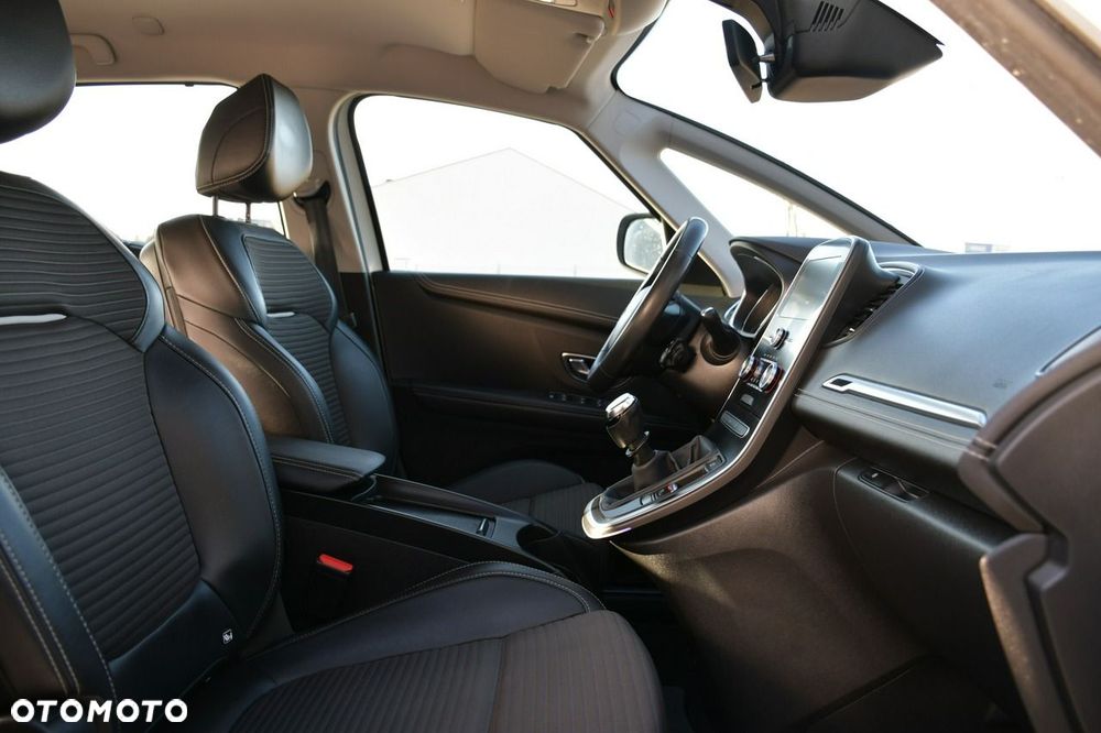 Renault Scenic ENERGY dCi 110 EXPERIENCE - 22
