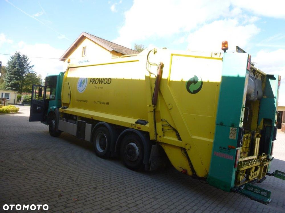 Mercedes-Benz Econic - 13