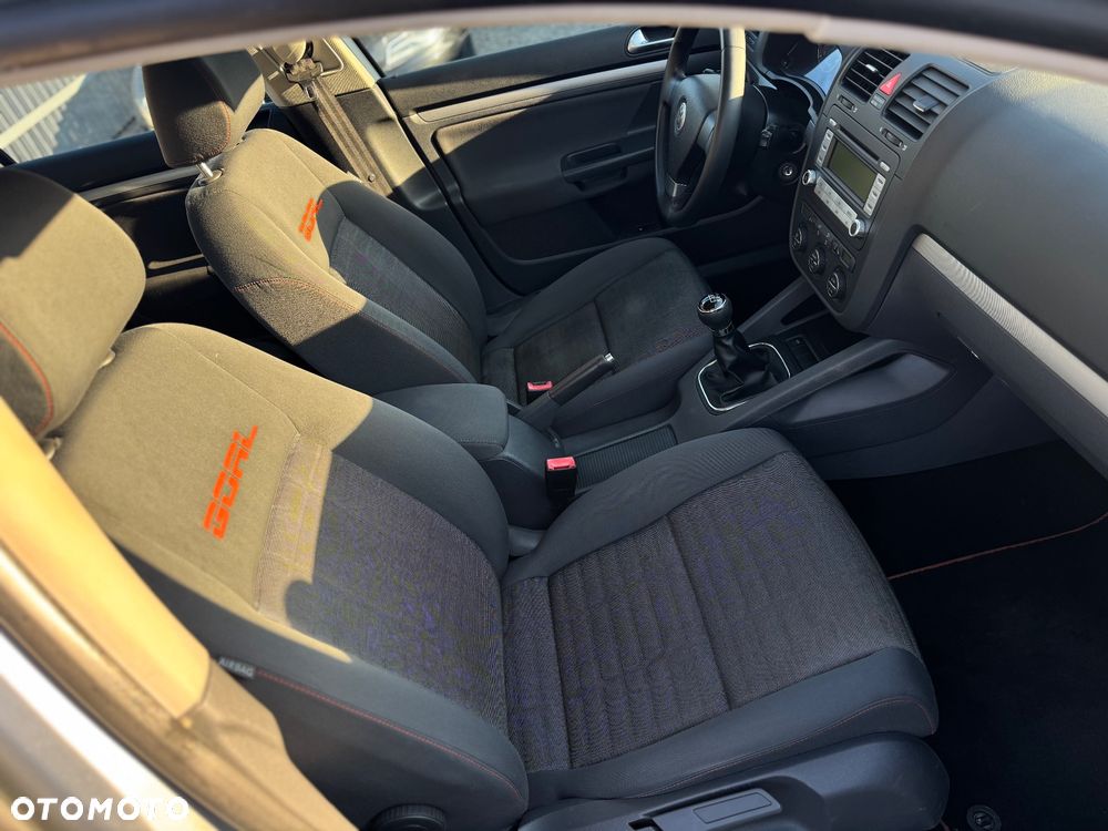 Volkswagen Golf 1.9 TDI Goal - 19