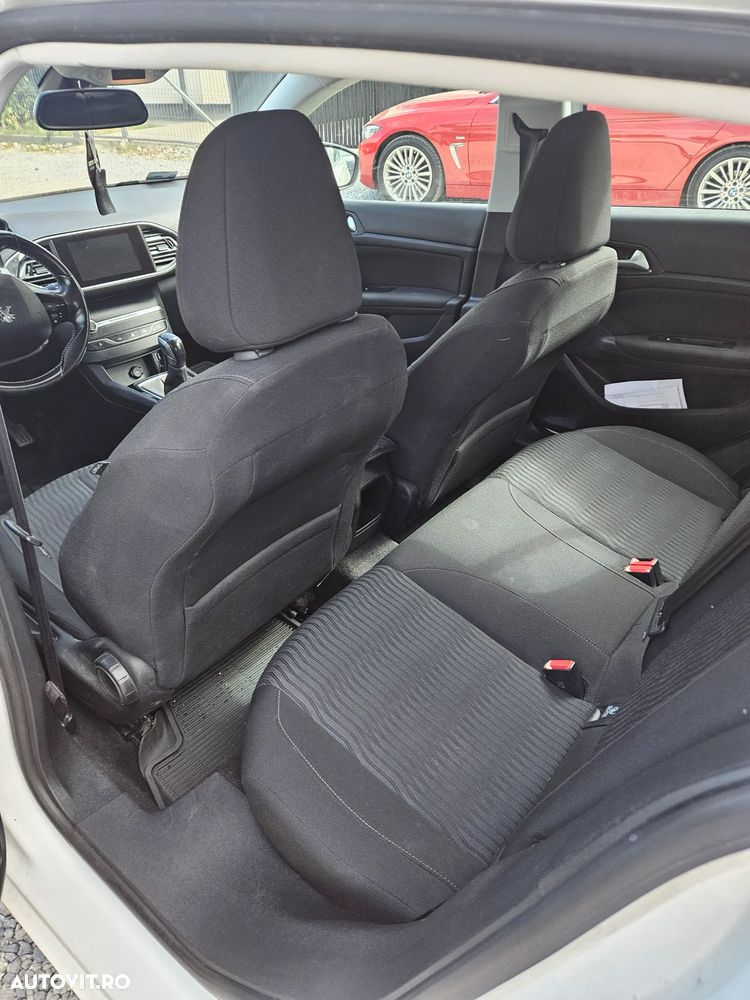Peugeot 308 - 6