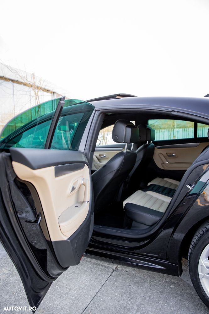 Volkswagen Passat CC - 16