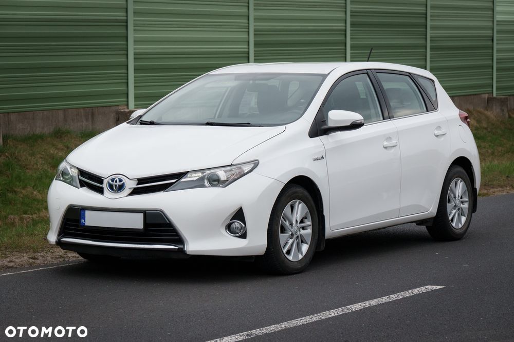 Toyota Auris - 1